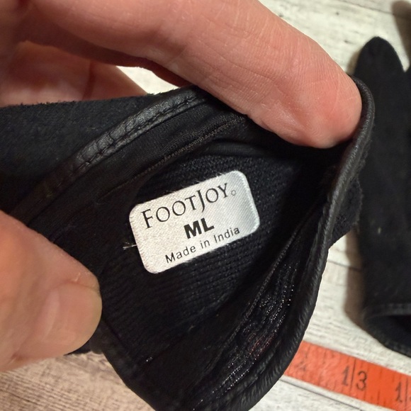 FootJoy RainGrip golf gloves - Picture 4 of 4